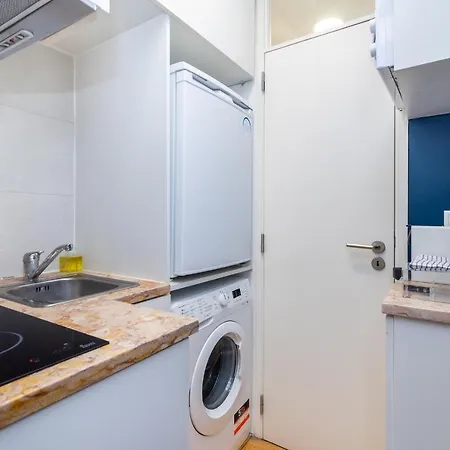 Appartamento Whome Minimalist 1-bed Great To Explore Lisbona