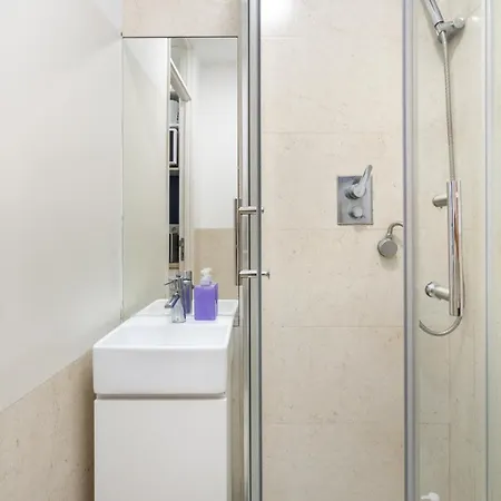 Whome Minimalist 1-bed Great To Explore Lisbona